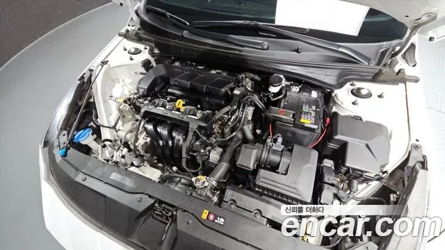 Hyundai AVANTE Avante (CN7) — Фото автомобиля 6