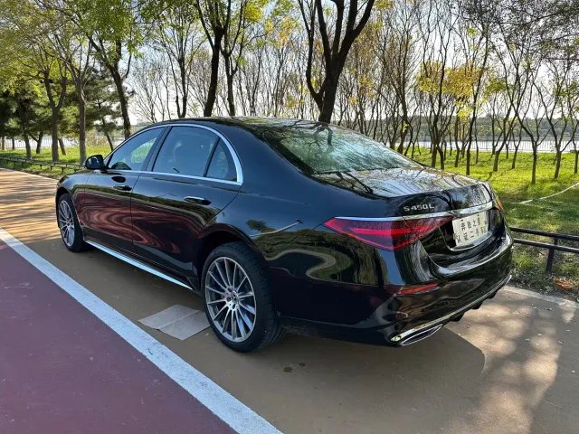 Mercedes-Benz S-Class — Фото автомобиля 17