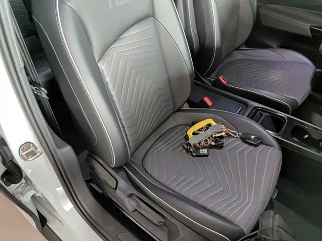 Volkswagen ID.3 — Фото автомобиля 24