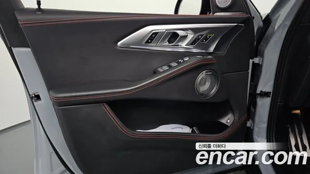 BMW XM — Фото автомобиля 22