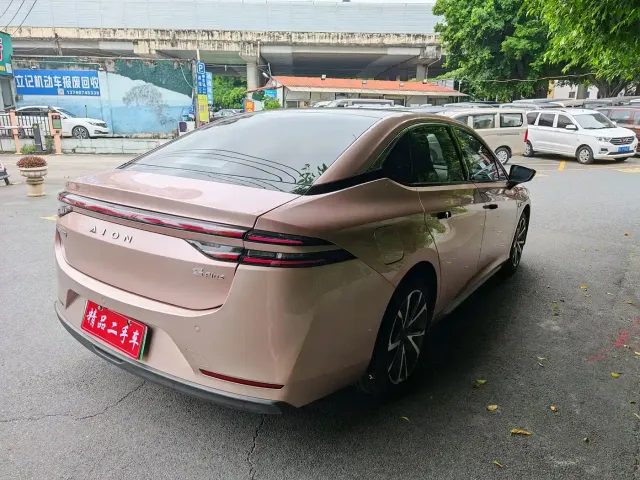 GAC Aion S Plus — Фото автомобиля 7