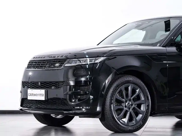Land Rover Range Rover Sport 2023 400PS Dynamic SE — Фото автомобиля 5