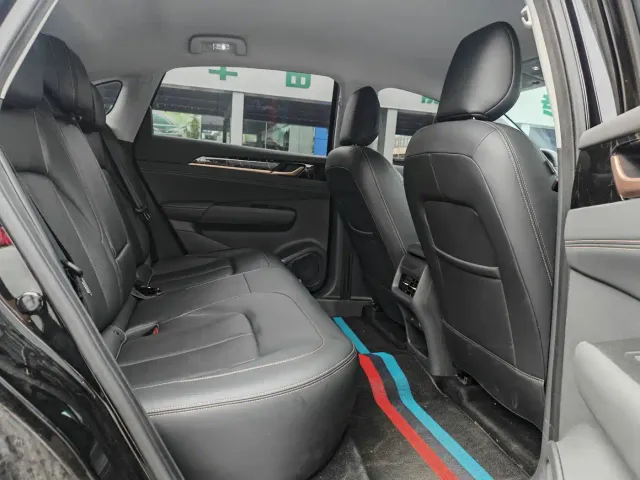 Wuling Starlight — Фото автомобиля 10