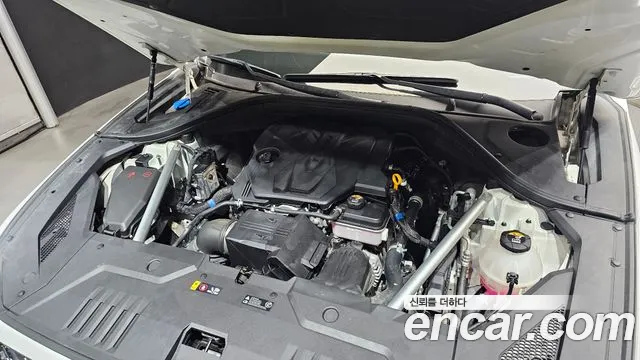 Genesis GV70 2.5T Бензин 2WD — Фото автомобиля 6