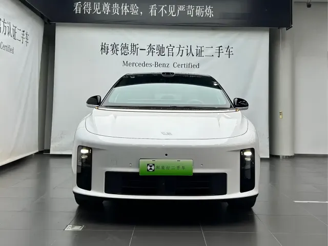 Li Auto i6 — Фото автомобиля 2