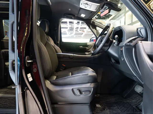 Toyota Alphard — Фото автомобиля 18