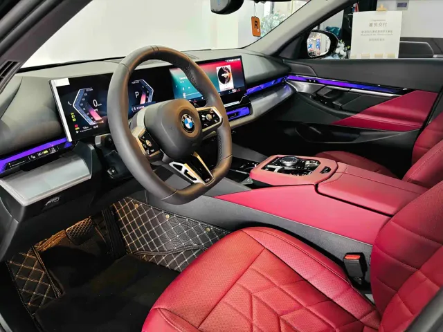 BMW 5 Series — Фото автомобиля 15