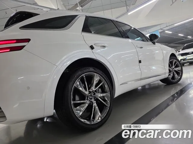 Genesis GV70 — Фото автомобиля 2