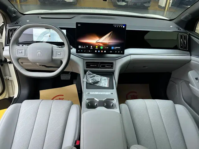 BYD Song Ultra — Фото автомобиля 6