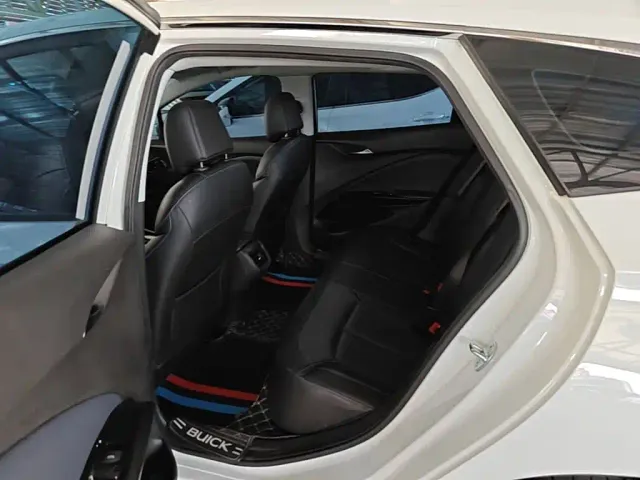 Buick Velite 6 — Фото автомобиля 16