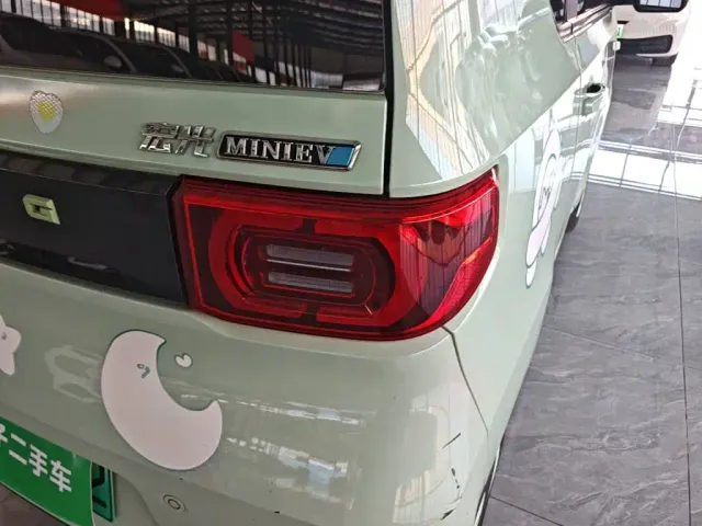Wuling Hongguang Mini EV — Фото автомобиля 7
