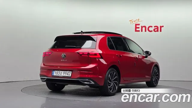 Volkswagen Golf Golf 8 поколение 2.0 TDI Prestige — Фото автомобиля 2