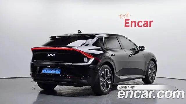Kia EV6 — Фото автомобиля 2