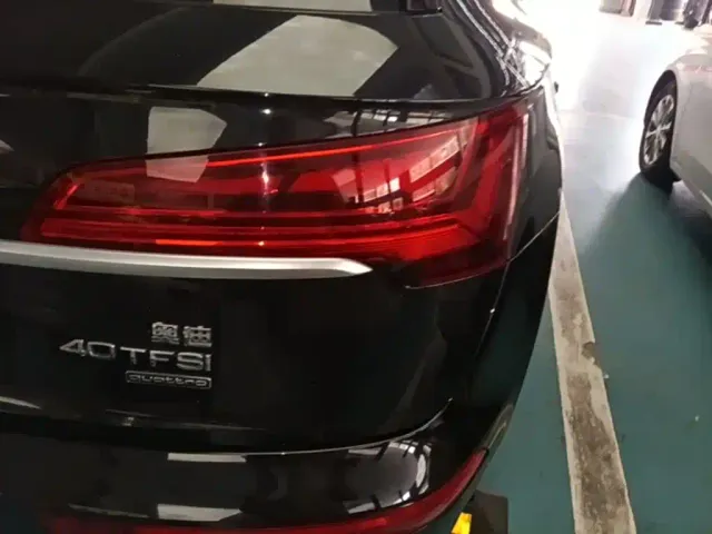 Audi Q5L — Фото автомобиля 7