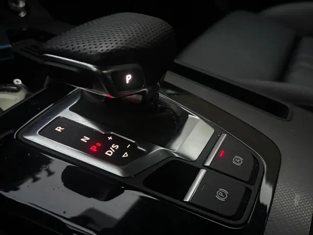 Audi Q5L — Фото автомобиля 11