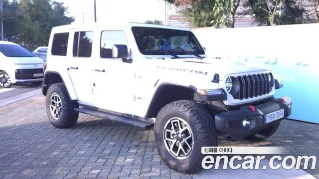 Фотография автомобиля — Jeep Wrangler JL