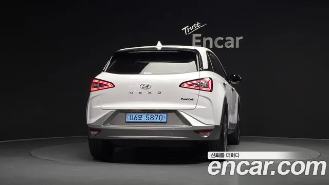Hyundai Nexo — Фото автомобиля 4