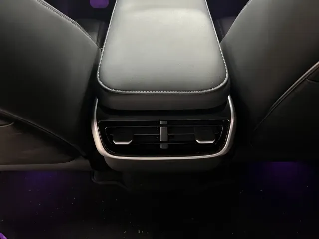 Xpeng G9 — Фото автомобиля 15