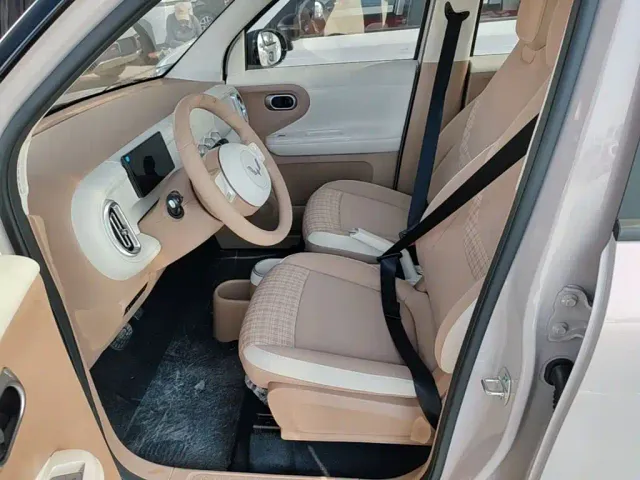 Wuling Hongguang Mini EV — Фото автомобиля 14
