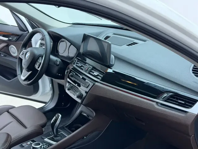 BMW X1 — Фото автомобиля 14