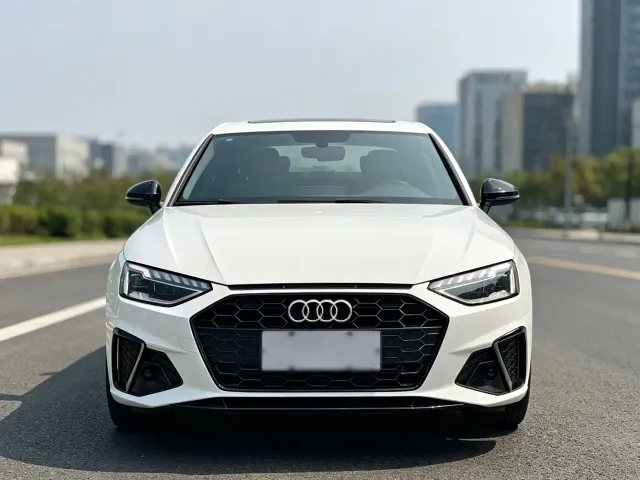 Audi A4L — Фото автомобиля 2