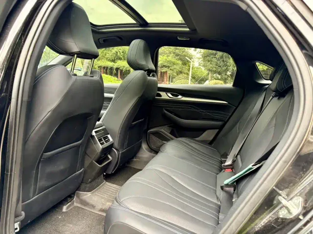 Geely Xingrui — Фото автомобиля 8