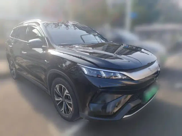 BYD Song Pro — Фото автомобиля 3