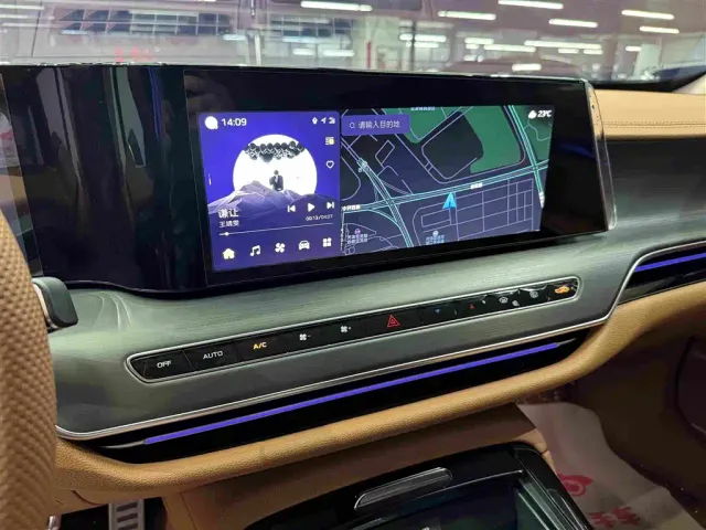Hongqi H9 — Фото автомобиля 14