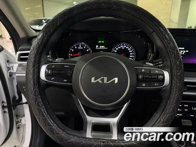 Kia K5 Generation 3 — Фото автомобиля 9