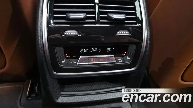 BMW X7 — Фото автомобиля 19