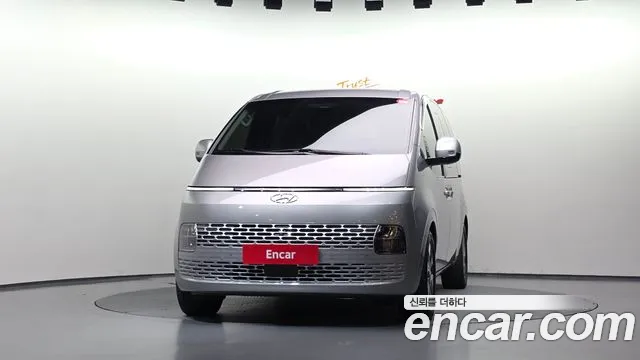 Hyundai Staria — Фото автомобиля 3
