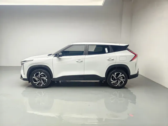 Geely Boyue — Фото автомобиля 15