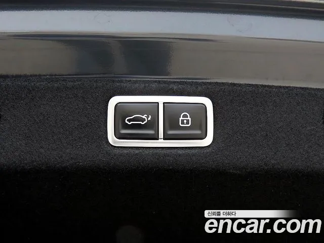 Hyundai Grandeur GN7 — Фото автомобиля 16