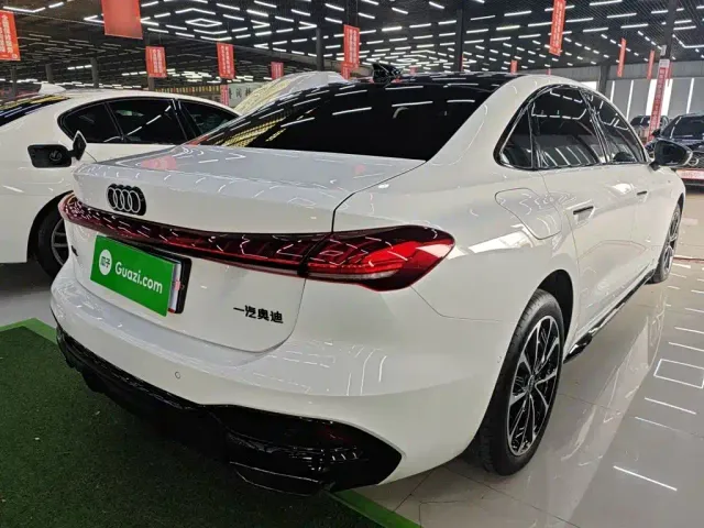 Audi A5L — Фото автомобиля 4