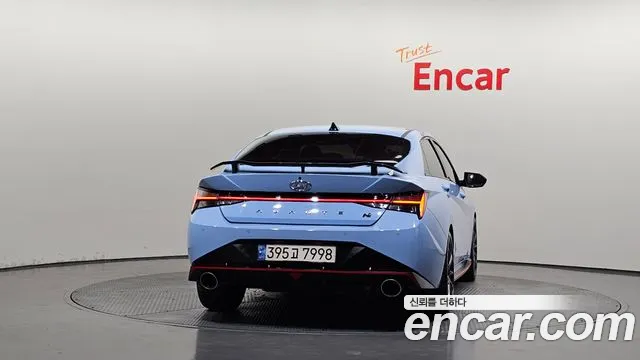 Hyundai AVANTE — Фото автомобиля 4