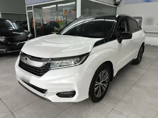Фотография автомобиля — Honda Avancier