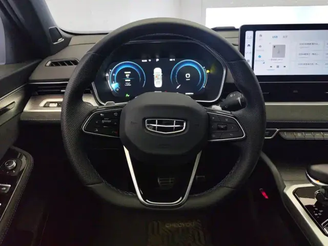 Geely Xingrui — Фото автомобиля 15