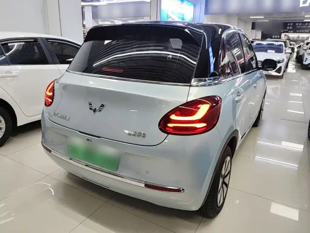 Wuling Bingo — Фото автомобиля 6