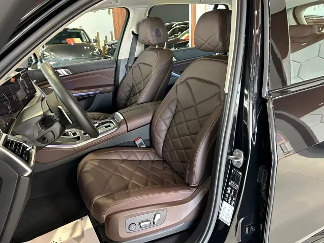 BMW X5 — Фото автомобиля 13