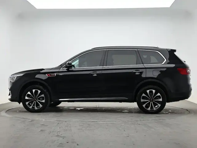 Hongqi HS7 — Фото автомобиля 6