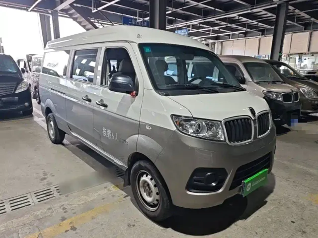 Jinbei New Hiace X30L — Фото автомобиля 3