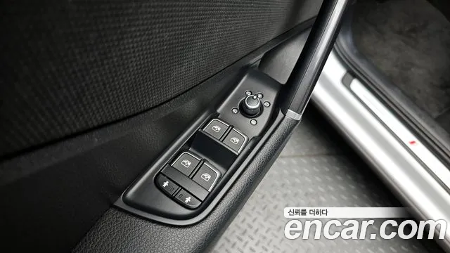 Audi Q2 35 TDI Premium — Фото автомобиля 29