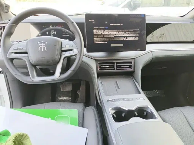 BYD Song L DM-i — Фото автомобиля 9