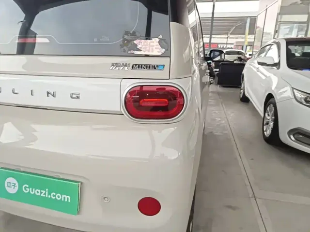 Wuling Hongguang Mini EV — Фото автомобиля 7