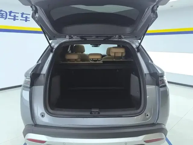 BYD Song L DM-i — Фото автомобиля 4