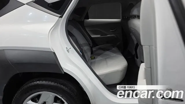 Hyundai Kona Kona (SX2) Бензин 1.6 турбо 2WD — Фото автомобиля 11