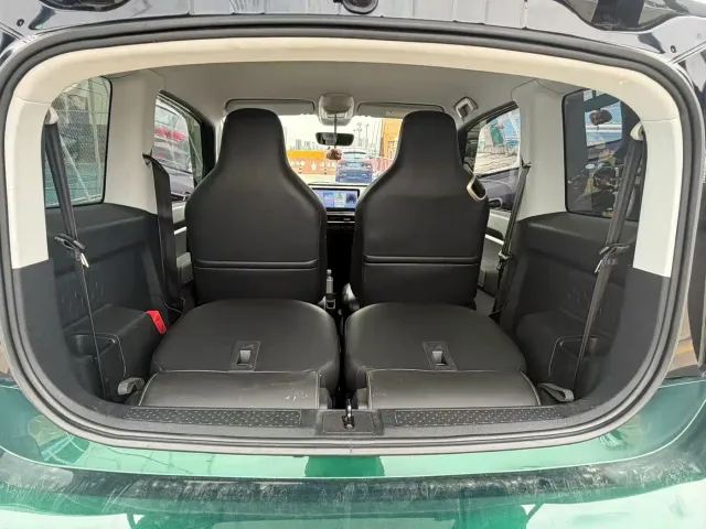 Baojun KiWi EV — Фото автомобиля 12