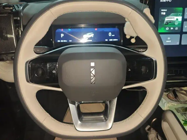 iCAR 03 — Фото автомобиля 15