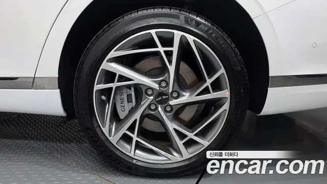 Genesis G90 RS4 — Фото автомобиля 6