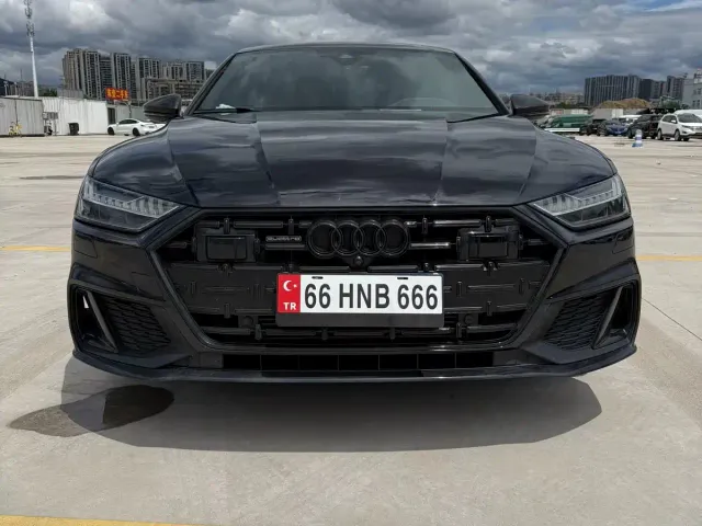 Audi A7L — Фото автомобиля 2